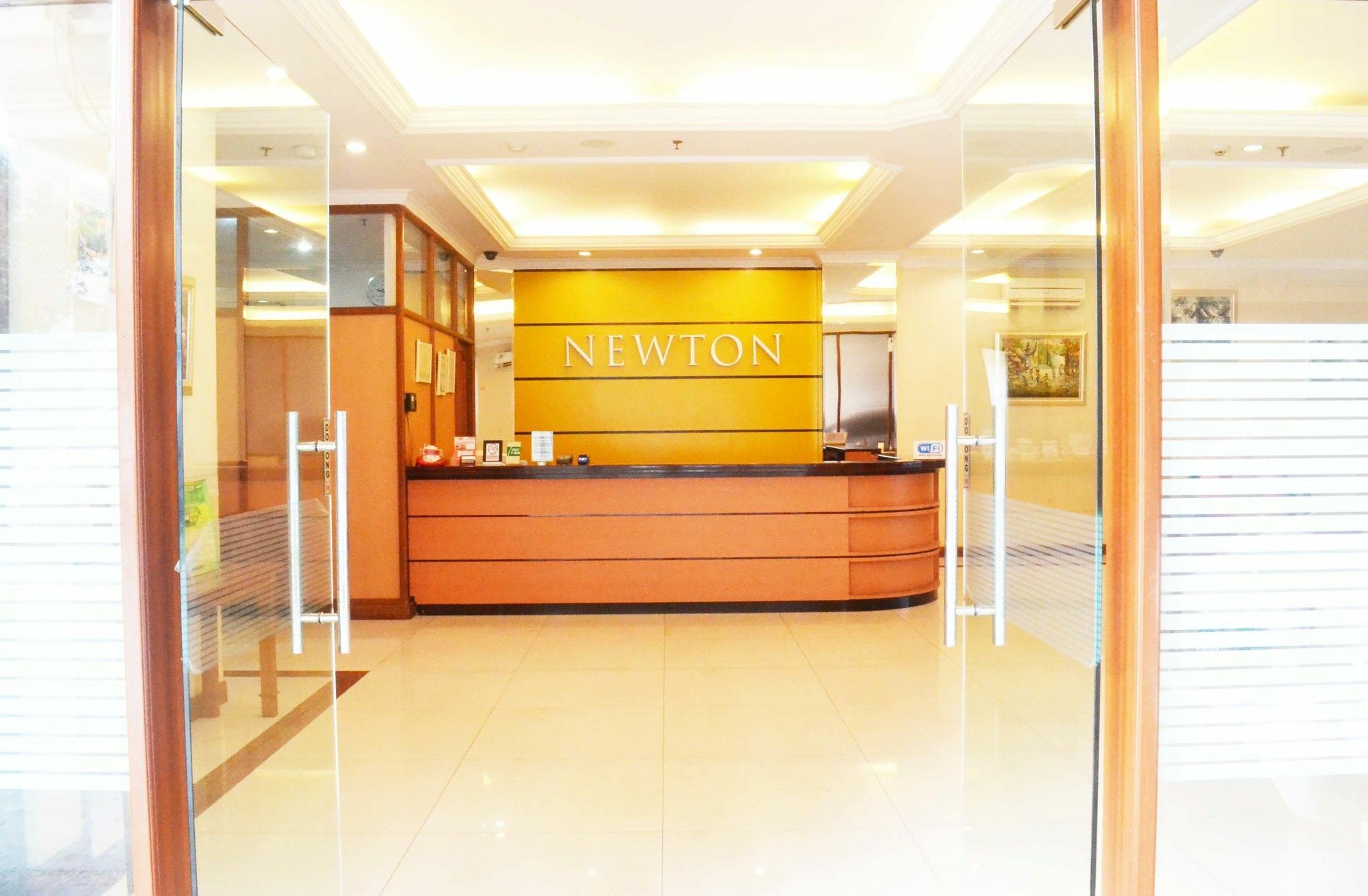 Newton Residence Dżakarta Zewnętrze zdjęcie